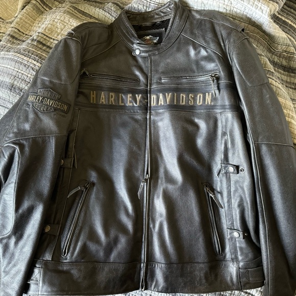 Harley-Davidson® Men's Passing Link Triple Vent Leather Jacket (never worn) - Picture 1 of 6